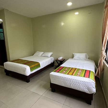 Hostal Marin Central קיטו מראה חיצוני תמונה