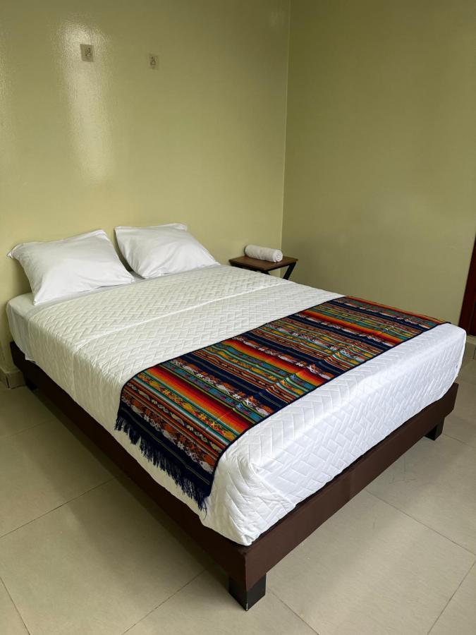 Hostal Marin Central קיטו מראה חיצוני תמונה